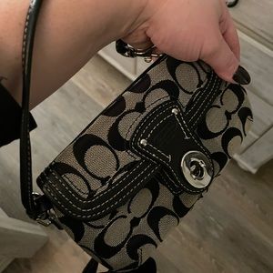 Wristlet